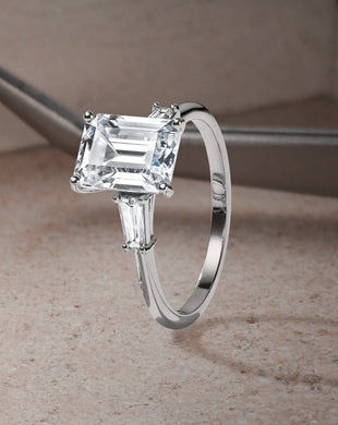The Iconic Vintage Ecksand Three-Stone Diamond Engagement Ring