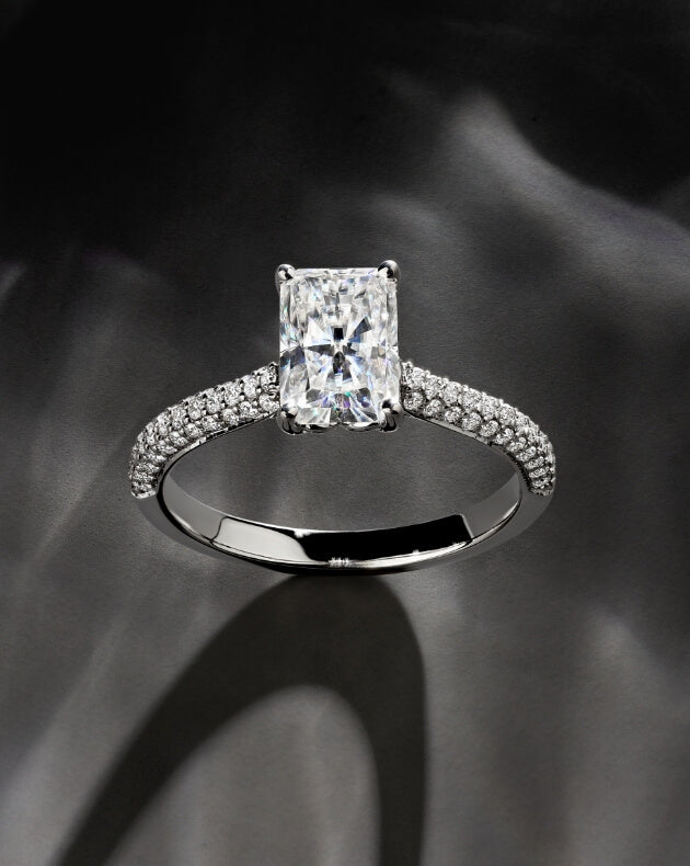 Ecksand Solitaire Diamond Engagement Rings