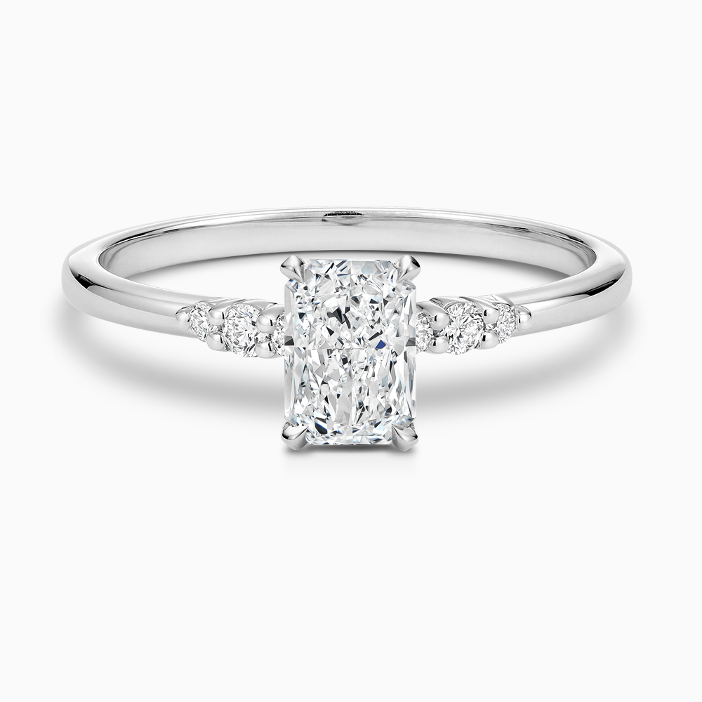 Ecksand's Engagement Ring with Eagle Prongs and Side Diamonds in Platinum, Radiant