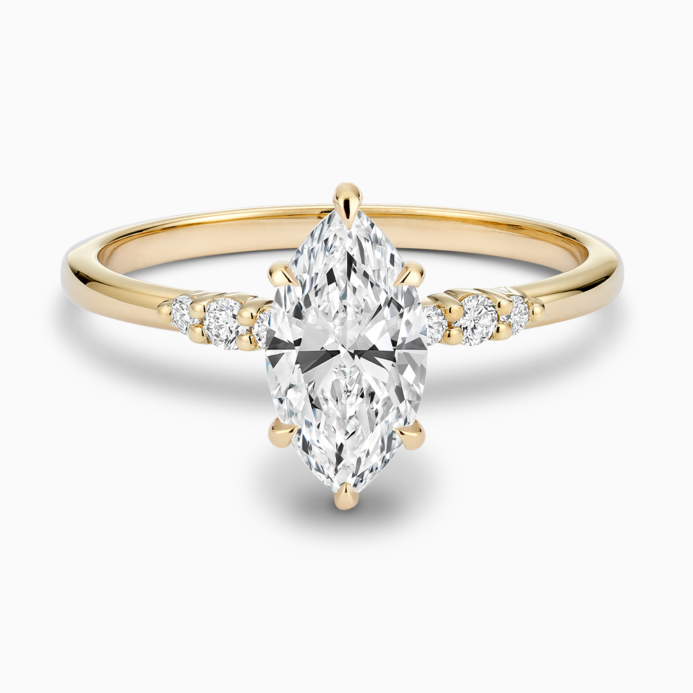 Engagement Ring with Eagle Prongs and Side Diamonds | Ecksand