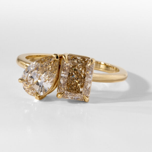 Ecksand Custom Toi et Moi Champagne Diamond Ring