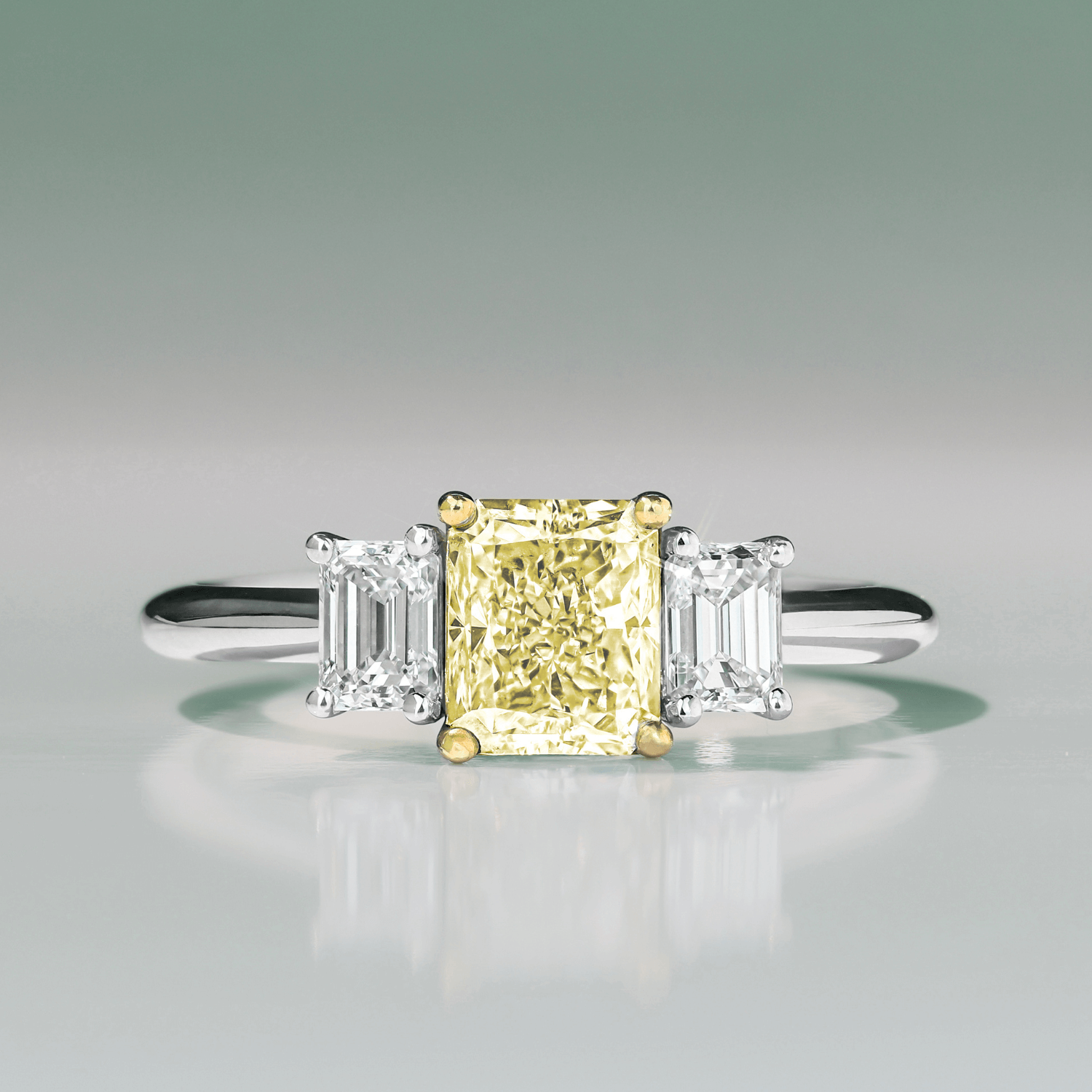 Bague Fiançailles Trois Pierres Moissanite Asscher 2,61 Ct - Plaqué Or Blanc 14k, Taille Modifiable