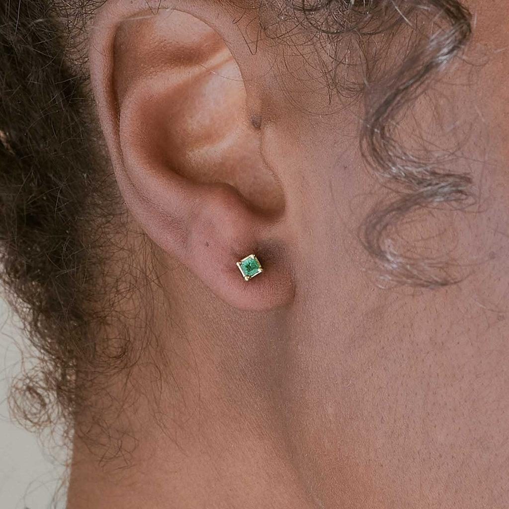 The Ecksand Princess-Cut Emerald Single Stud Earring shown with  in 