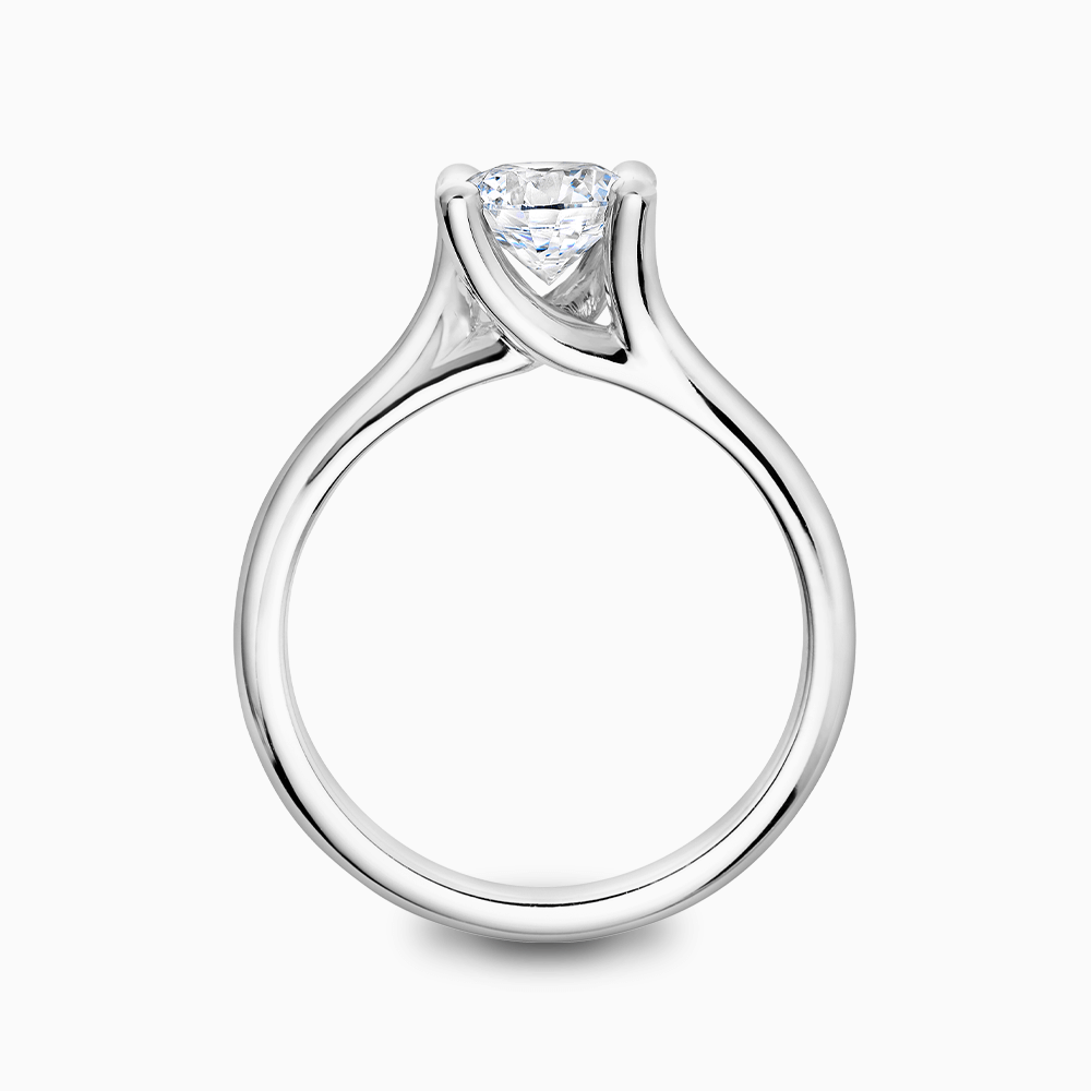 Solitaire Diamond Engagement Ring with Twisted Setting Ecksand