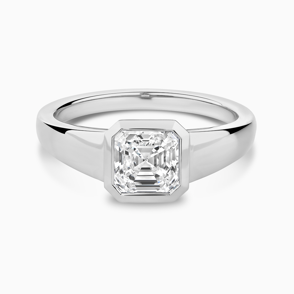 The Ecksand Bezel-Set Diamond Signet Ring shown with Natural VS2+/ F+ in Platinum
