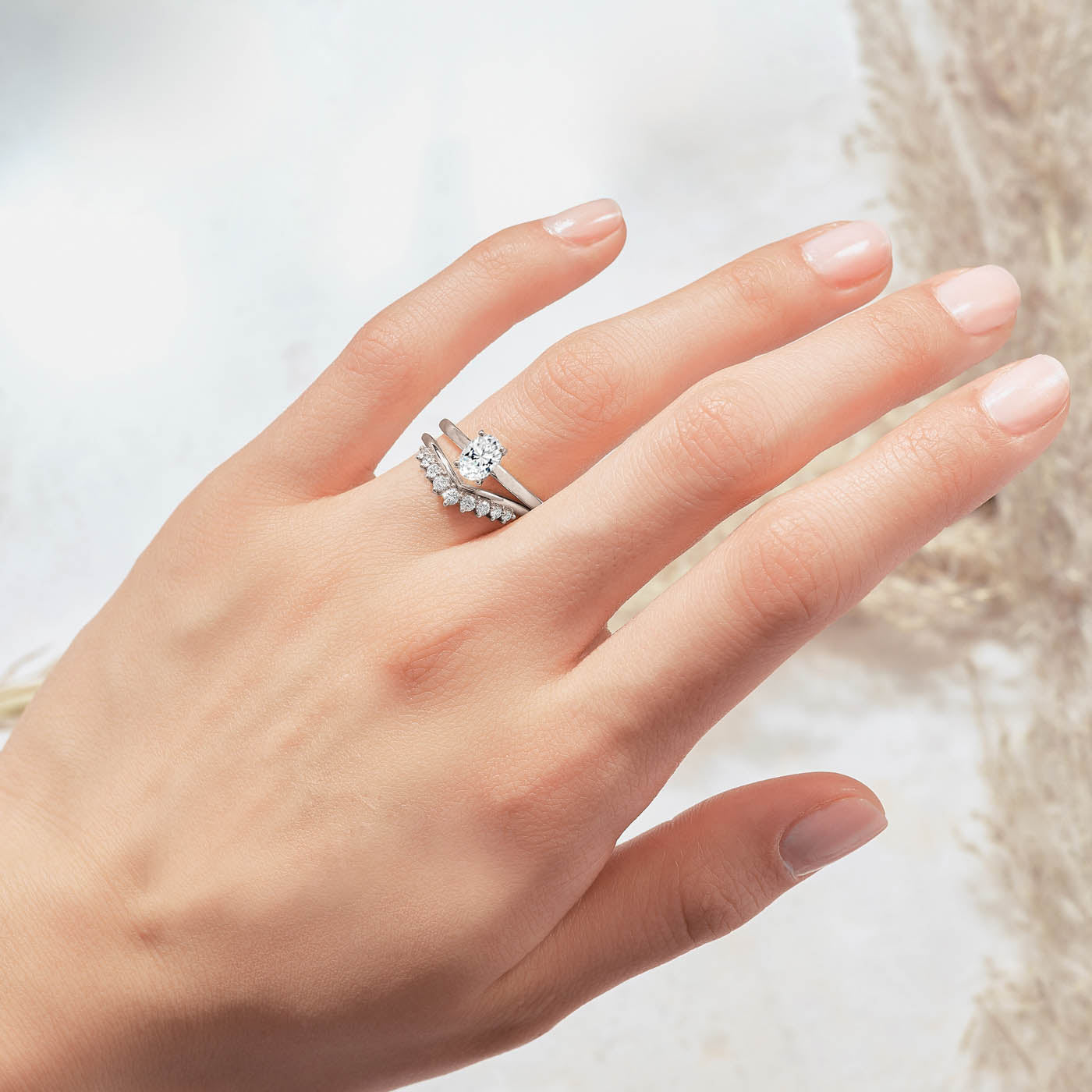 Solitaire Diamond Engagement Ring with Basket Setting Ecksand