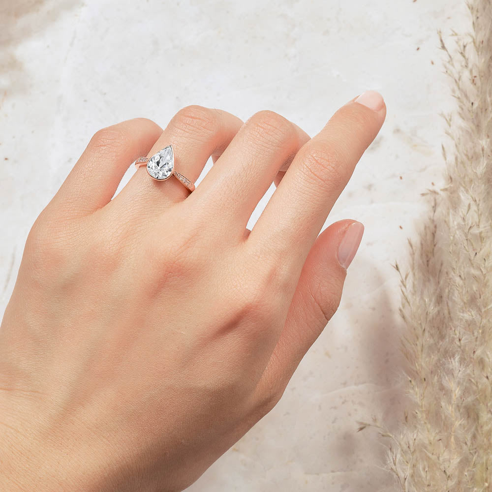 The Ecksand Diamond Engagement Ring With Milgrain Details and Vintage Basket shown with  in 