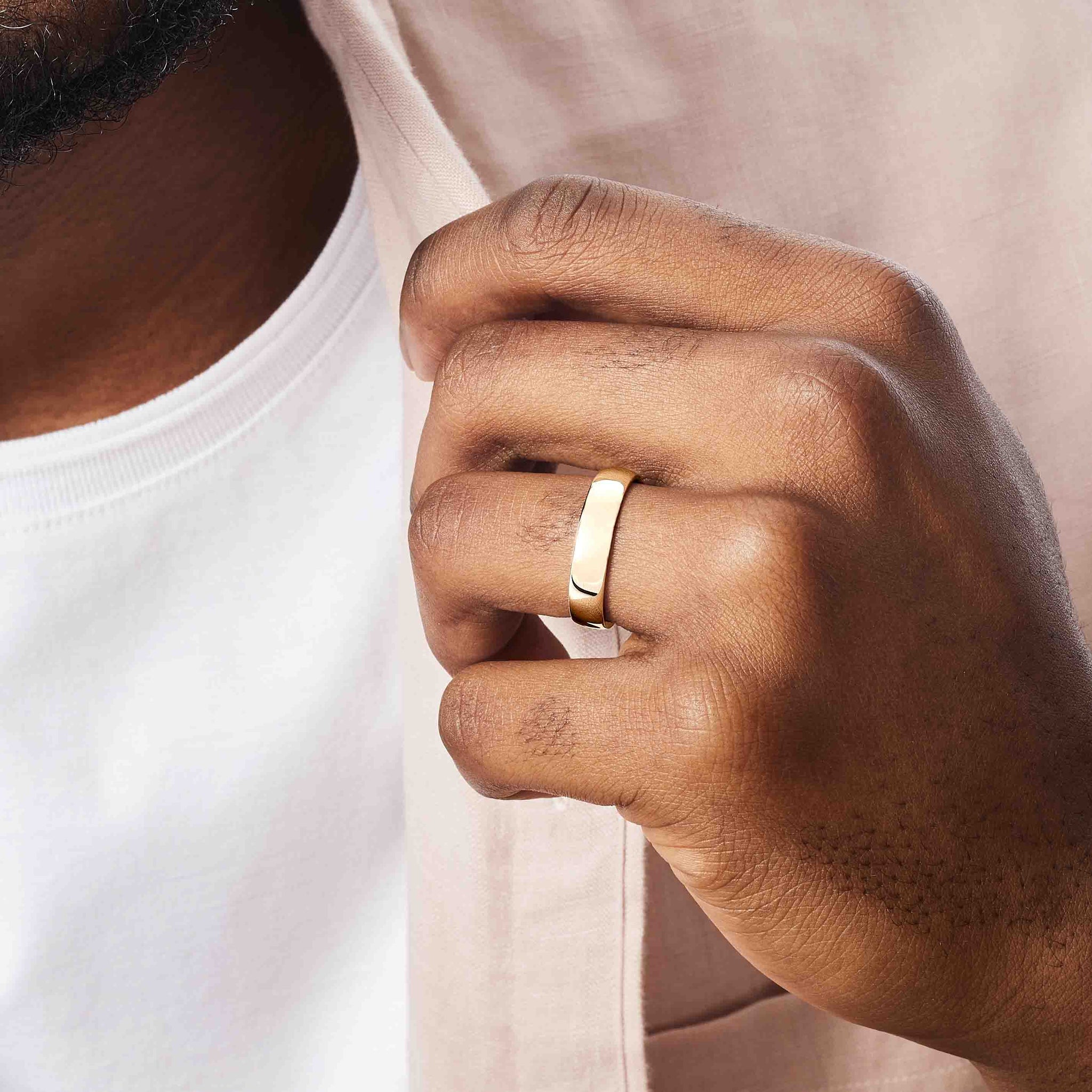 Thick Timeless Wedding Ring Ecksand